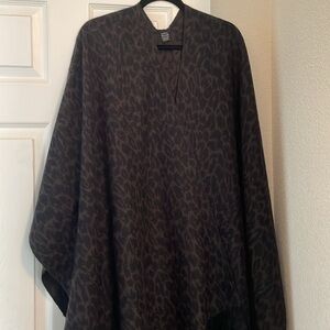 Animal Print soft/cozy fringed blanket shawl/wrap, brown/black, 55”X 78”